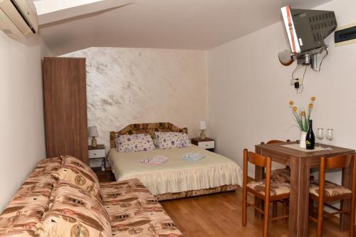 Apartments Simun - image 10