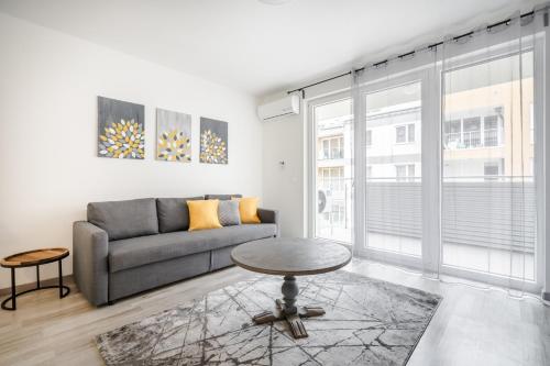 Cosy Home close to the center with PARKING GARAGE, Budapest