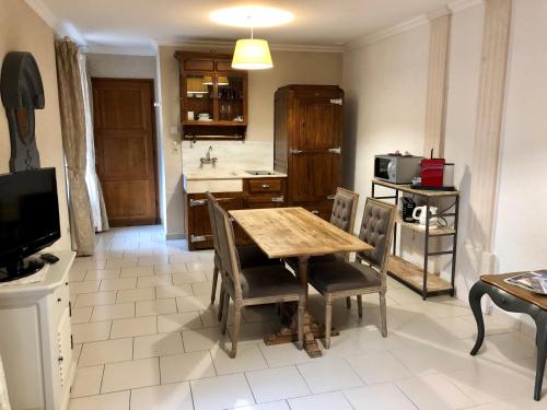 Champagne Andre Bergere & Suites - 주방