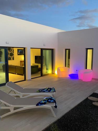Casa Sora, agradable villa con bañera hidromasaje gîte à louer Lajares