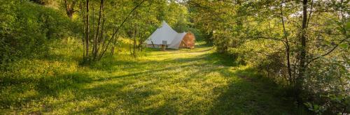 Lloyds Meadow Glamping