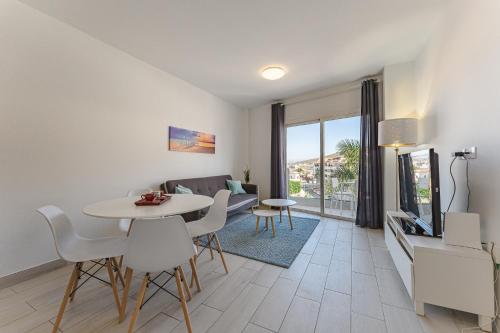 303. MODERN, SUNNY IFONCHE WITH WiFi, Adeje (fotografie 7)