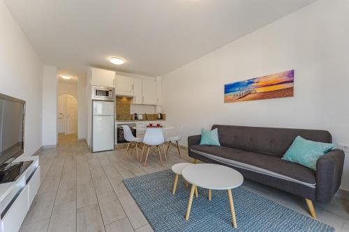 303. MODERN, SUNNY IFONCHE WITH WiFi, Adeje (fotografie 10)