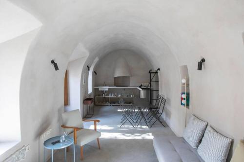 Town House On Village Square ground floor, Kythira gîte à louer Kambí