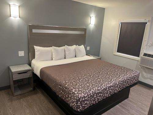 112 Motel in Medford, USA