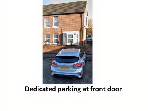 Belfast City Centre - Parking - Private Entrance - BHR Apartments - image 7