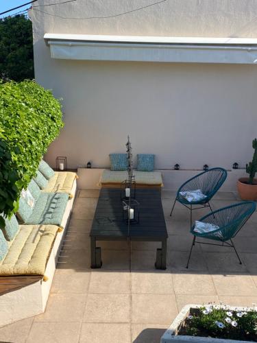 Les Fleurs – Cannes, CT