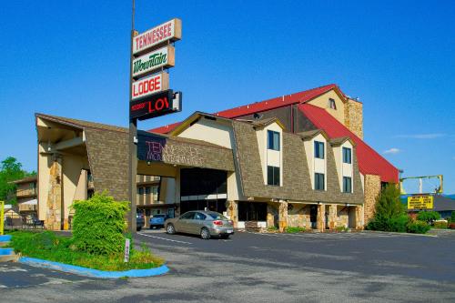 Tennessee Mountain Lodge Riverside by OYO - Hotel - Pigeon Forge