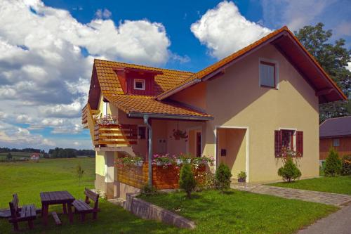  Apartment Ivan, Pension in Smoljanac bei Gornji Vaganac