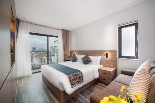 360607444 The Dream Suite