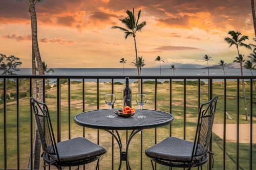 Kauhale Makai 434 2 Bedroom 2 Bathroom Oceanfront Condo Pool