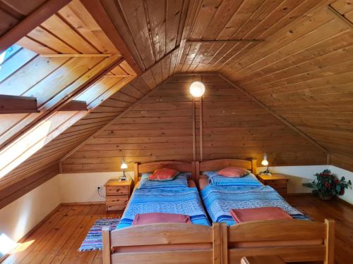Two-Bedroom Chalet image 5