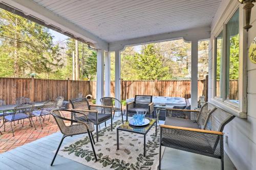 Family-Friendly Getaway - 1 Mi to Pocono Lake! in Pocono Pines, Vereinigte Staaten von Amerika