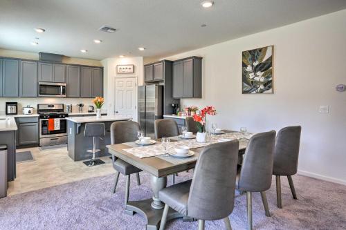 . Sacramento Retreat w/ Yard ~ 13 Mi to Dtwn!