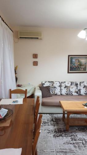 Valentina's Apartment, Tirana (photo 2)