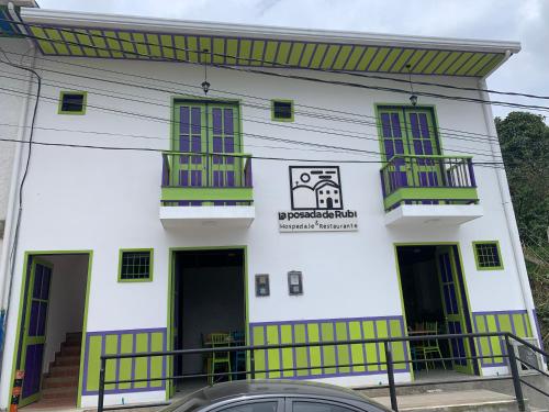 Exterior view, La posada de Rubi in Salento