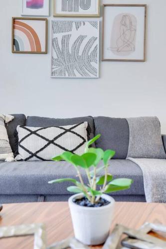 Exquisite 1 Bedroom Condo At Ballston With Gym in Arlington, USA