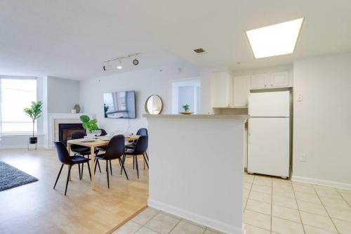 Fantastic 2 Bedroom Condo At Ballston With Gym in Arlington, USA