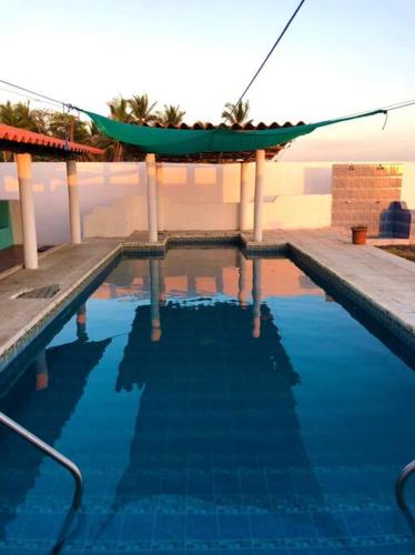 Μονοκατοικία 450 τ.μ. με 5 υπνοδωμάτιο/α και 4 ιδιωτικό/ά μπάνιο/α σε Ιζτάπα (Bella casa frente al mar, con piscina privada.) in Ιζτάπα