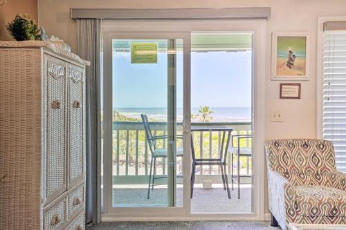 Isle of Palms Beachfront Condo with Balcony and Pool!