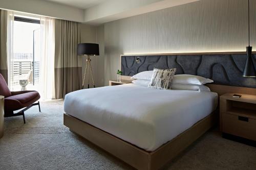 360704249 Kimpton Sawyer Hotel by IHG