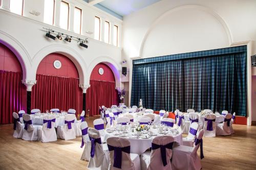 The Pipers' Tryst Hotel – Glasgow