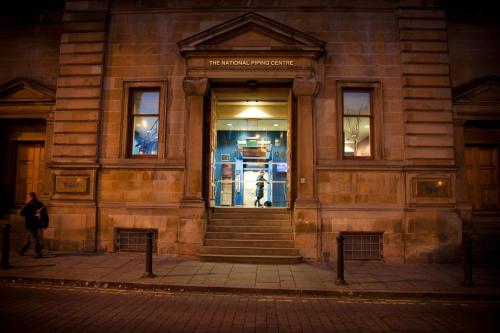 The Pipers' Tryst Hotel - image 9