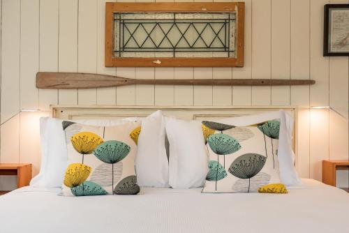 Deluxe Suite with Sea View