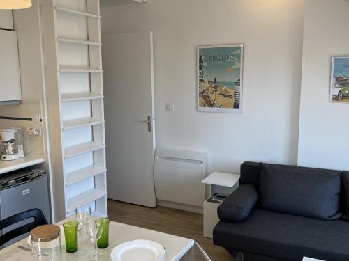 Appartement 2 pièces en bord de mer avec accès direct à la plage de Cabourg, proche Thalassothérapie - FR-1-487-336 Appartement 2 pièces en bord de mer avec accès direct à la plage de Cabourg, proche Thalassothérapie - FR-1-487-336