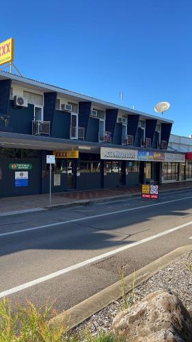 Ayr Hotel in เอียร์