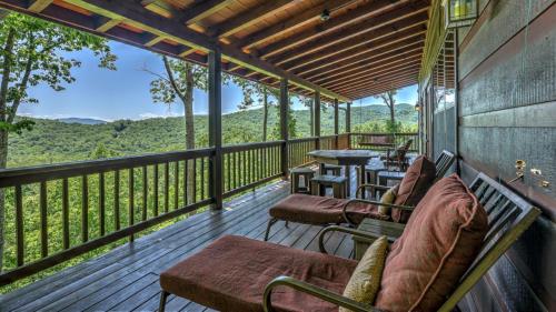Three-Bedroom Holiday Home  image 7
