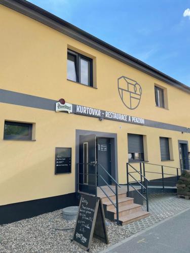 Étterem, Penzion Kurtovka Staňkovice (Penzion Kurtovka Stankovice) in Žatec