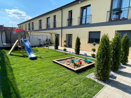 Játszótér, Penzion Kurtovka Staňkovice (Penzion Kurtovka Stankovice) in Žatec