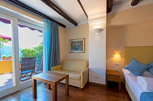 360776368 Hotel Baia D'Oro - Adults Only