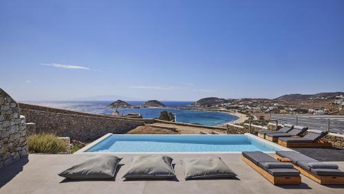 Villa Agapi, 2 min walk to the beach & heated pool, by Red Windmill Villas, Калафатис (фото 6)
