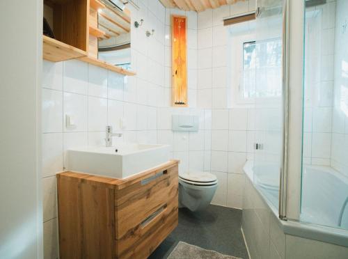 浴室, Ferienhaus Untere Zeitelwaidt in 巴特施泰本