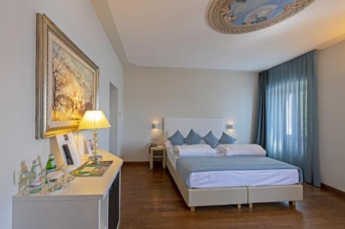 360783709 Hotel Baia D'Oro - Adults Only