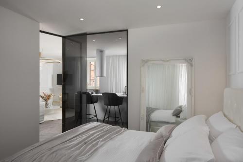 One-Bedroom Apartment room in Premium apartment Ca' San Marco in a historic town