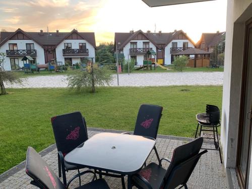 Apartament szafirowy z basenem koło Łeby