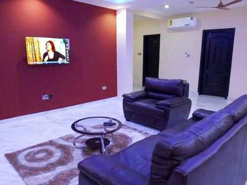 2 Bed Apartment - Parking Wifi Aircon, Akra (zdjęcie 5)
