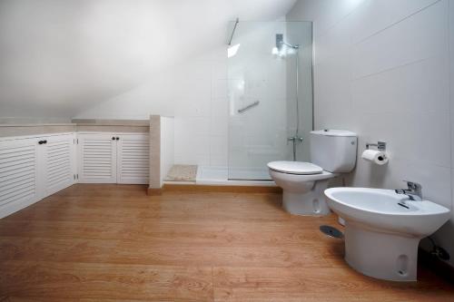 Four-Bedroom House image 9