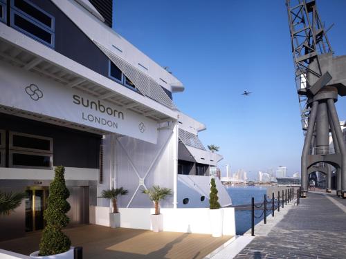 Sunborn London Yacht Hotel