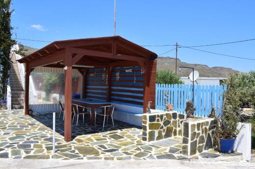 Villa Paris in Lefki