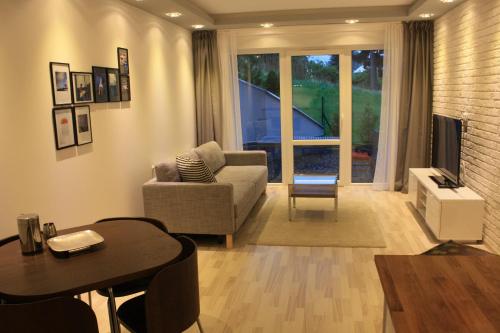 Apartment with Mountain View