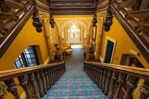 ทางเข้า, Hollin House Hotel in มาคเคิลไฟล์