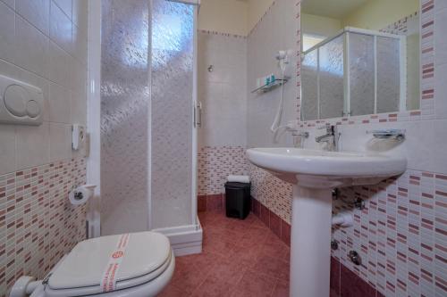 The Lighthouse Rooms - image 7