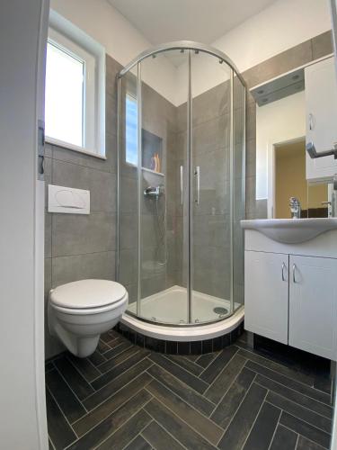 ห้องน้ำ, VERT Apartman in รูเบซี