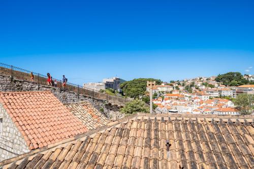 Foteza Apartments