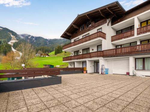 Apartment Holiday-2 by Interhome - Zell am See