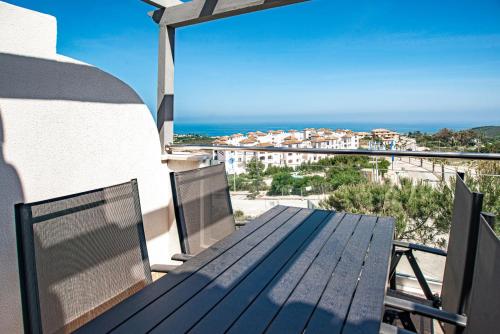 Apartment with Sea View image 4